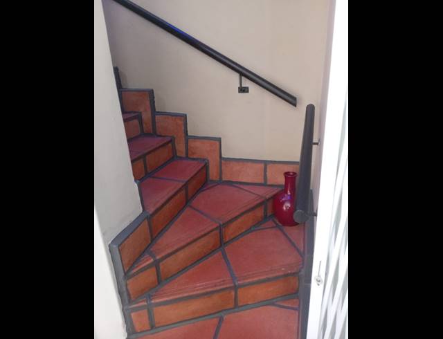 2 BEDROOM SECTIONAL TITLE FOR SALE IN NOORDRAND